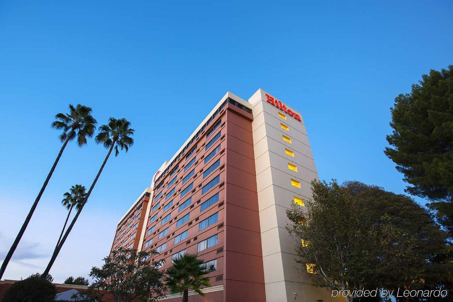 Hotel Hilton Concord Exterior foto